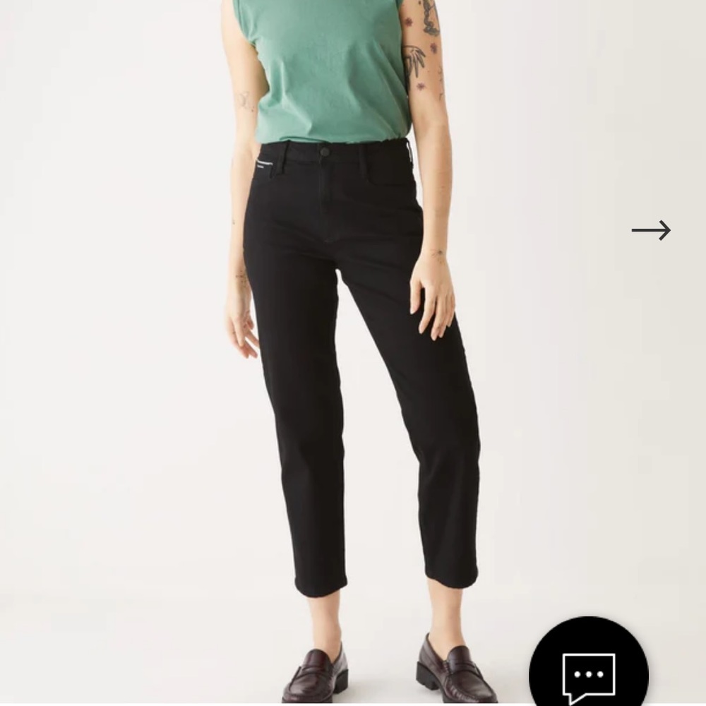NWT The Selvedge Cyndi Straight Fit Jean in Black
